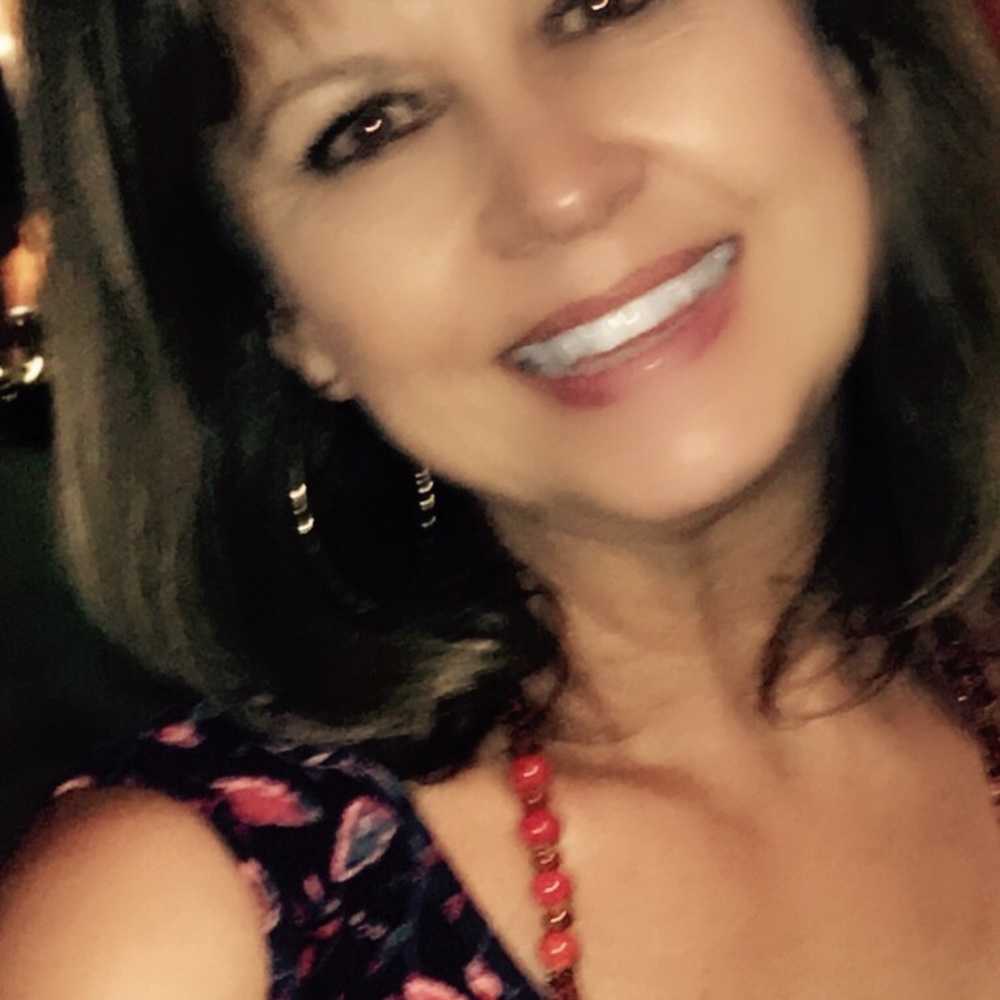 Meet your Posher, Debra